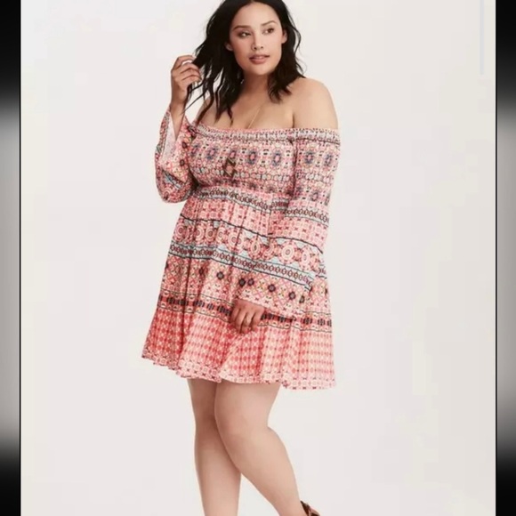 torrid Dresses & Skirts - Torrid Smocked Mosaic Print Baby Doll Dress